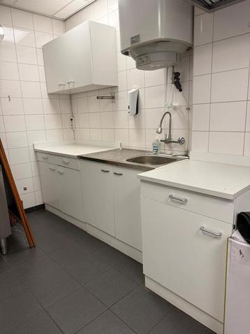Optifit keukenkasten set – zeer nette staat.