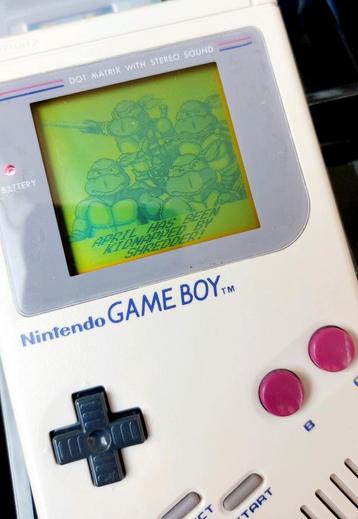 Gameboy Classic met 3 games in schoudertas beschikbaar voor biedingen