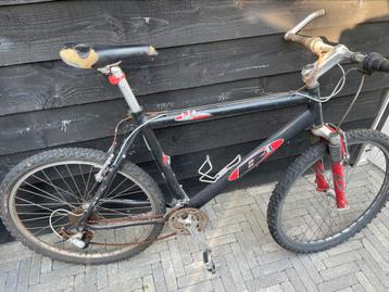 Opknap mountainbike 28 inch B1 beschikbaar voor biedingen