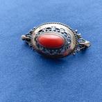 Antieke Broche met Bloedkoraal, Verzenden
