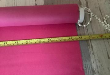 Fuchsia / pink / roze verduisterende Rolgordijn 116 breed