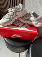 Adidas Ozweego schoenen maat 39,5, Kleding | Heren, Schoenen, Ophalen of Verzenden, Zo goed als nieuw