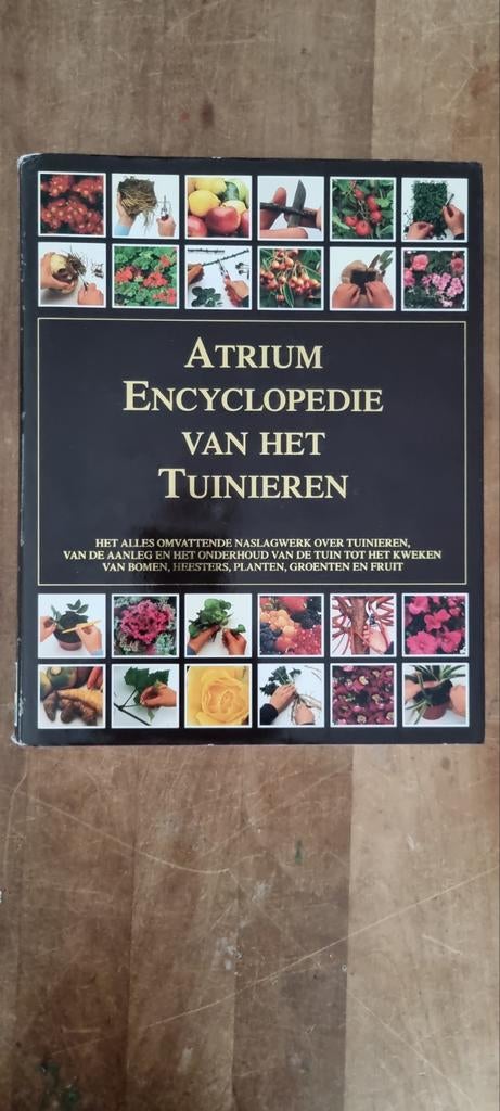 Atrium Encyclopedie van het Tuinieren, Boeken, Gelezen, Atrium, Ophalen of Verzenden, Los deel