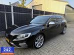 Volvo V60 2.0 D3 R-Design dealer onderhouden, Auto's, Gebruikt, Euro 6, 4 cilinders, Te koop