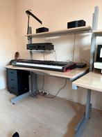 IKEA Bureau - In Hoogte Verstelbaar - Gaming, Huis en Inrichting, Bureaus, Ophalen of Verzenden, In hoogte verstelbaar, Gebruikt