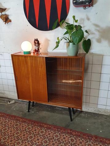 Vintage wandkast met vitrine jaren 60 mid century 