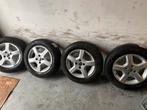 ZGAN! Volkswagen cross Up LM winterbanden set 165/70/14, Auto-onderdelen, Banden en Velgen, 14 inch, Banden en Velgen, 185 mm