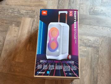 JBL Partybox Stage 320 Wit - Nieuw in Doos! beschikbaar voor biedingen