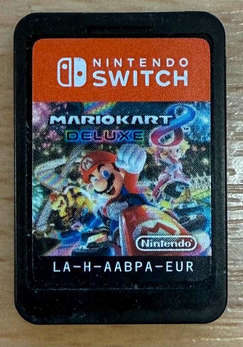 Mario Kart Delexue 8 Nintendo Switch, Spelcomputers en Games, Games | Nintendo Switch, Nieuw, Racen en Vliegen, 3 spelers of meer