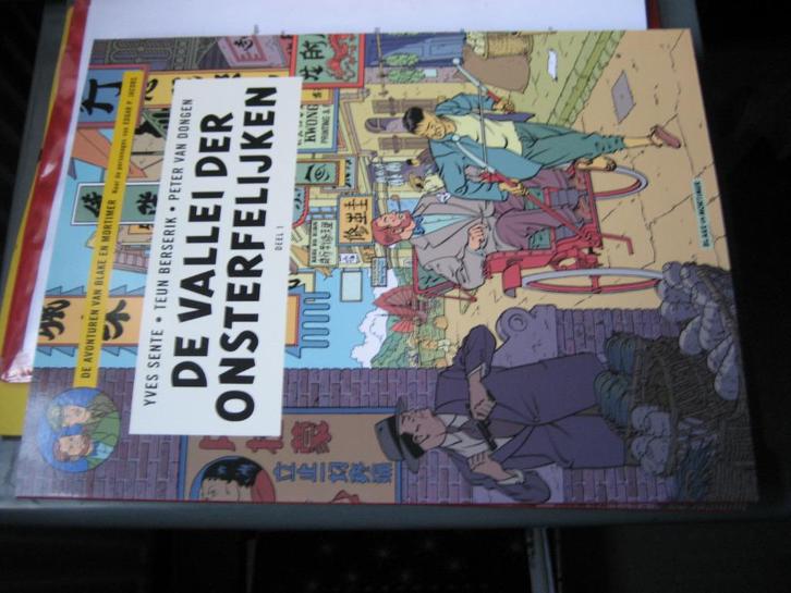 2x Blake en Mortimer, Boeken, Stripboeken, Nieuw, Meerdere stripboeken, Verzenden