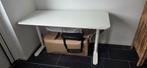 Bureau - 140x60 cm - Wit, Ophalen, In hoogte verstelbaar, Gebruikt, Bureau