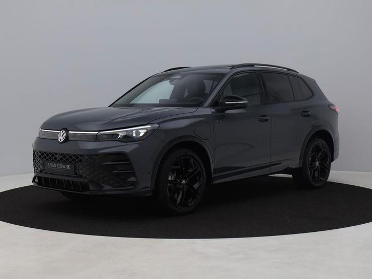 Volkswagen Tiguan NEW 1.5 eHybrid R-Line Edition | PANO | 36, Auto's, Volkswagen, Bedrijf, Te koop, Tiguan, 360° camera, ABS, Achteruitrijcamera