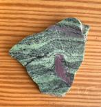 Mooi stuk robijn in zoisiet, Verzenden, Mineraal