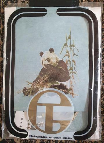 vintage thea gouverneur nieuw borduurpakket - panda beschikbaar voor biedingen