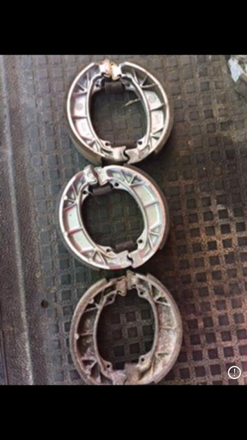 Peugeot fox onderdelen bromkop bobine spruitstuk etc. beschikbaar voor biedingen