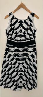 Zwart-witte jurk van Vanilia, Kleding | Dames, Maat 38/40 (M), Zwart, Ophalen of Verzenden, Zo goed als nieuw