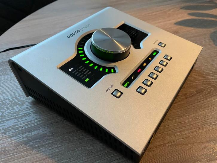 KOOPJE: Apollo Twin Audio Interface + Thunderbolt 3 adapter, Muziek en Instrumenten, Midi-apparatuur, Zo goed als nieuw, Ophalen of Verzenden