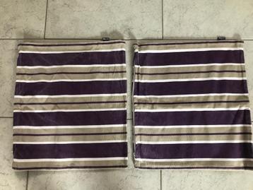 2 paars/beige/wit gestreepte kussen hoezen met rits beschikbaar voor biedingen