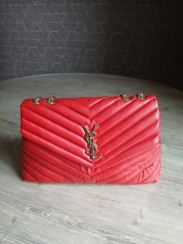 Yves Saint Laurent Chevron Puffer Tas beschikbaar voor biedingen
