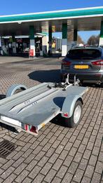 Motortrailer te huur 30,- per dag, Motoren