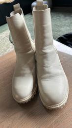 Winterswitte enkel laarzen, Kleding | Dames, Wit, Lage of Enkellaarzen, Ophalen of Verzenden, Onbekend