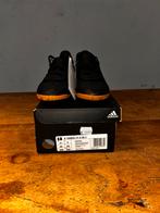 Adidas zaalvoetbal schoenen - Maat 33 - Nieuw in doos, Ophalen of Verzenden, Nieuw