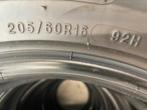 “205 60 16 Michelin. Demo.Puntjes zitten er nog op”, Ophalen, Gebruikt, 16 inch, 205 mm