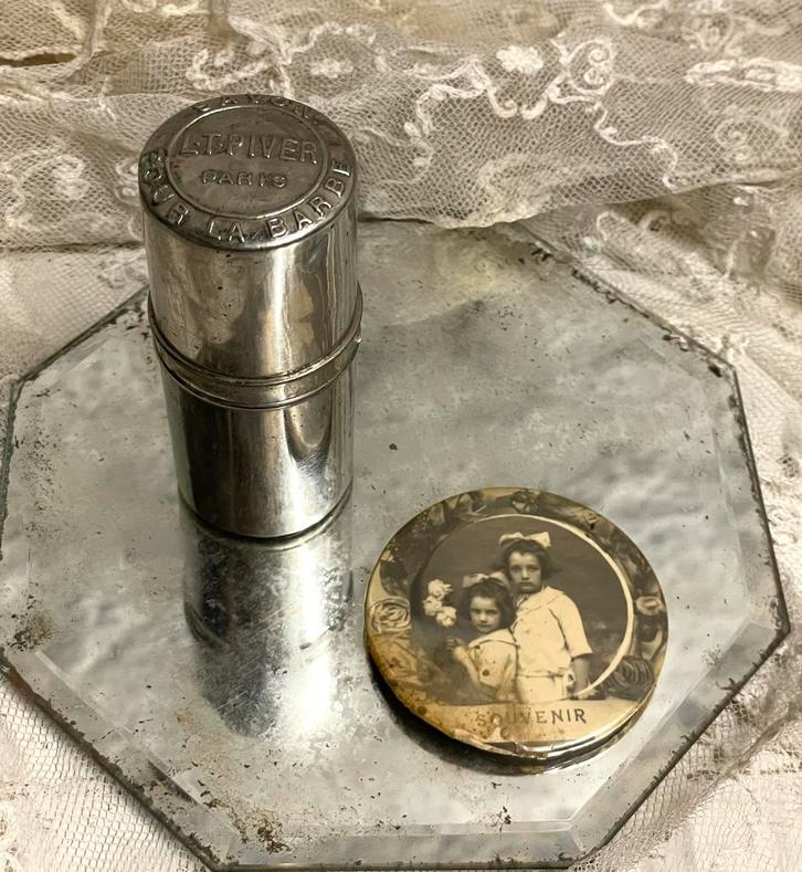 Brocante oude scheerzeep houder L T PIVER PARIS, Antiek en Kunst, Curiosa en Brocante, Ophalen of Verzenden