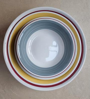 Vintage Gustavsberg Sweden Stig Lindberg Colores schalen beschikbaar voor biedingen