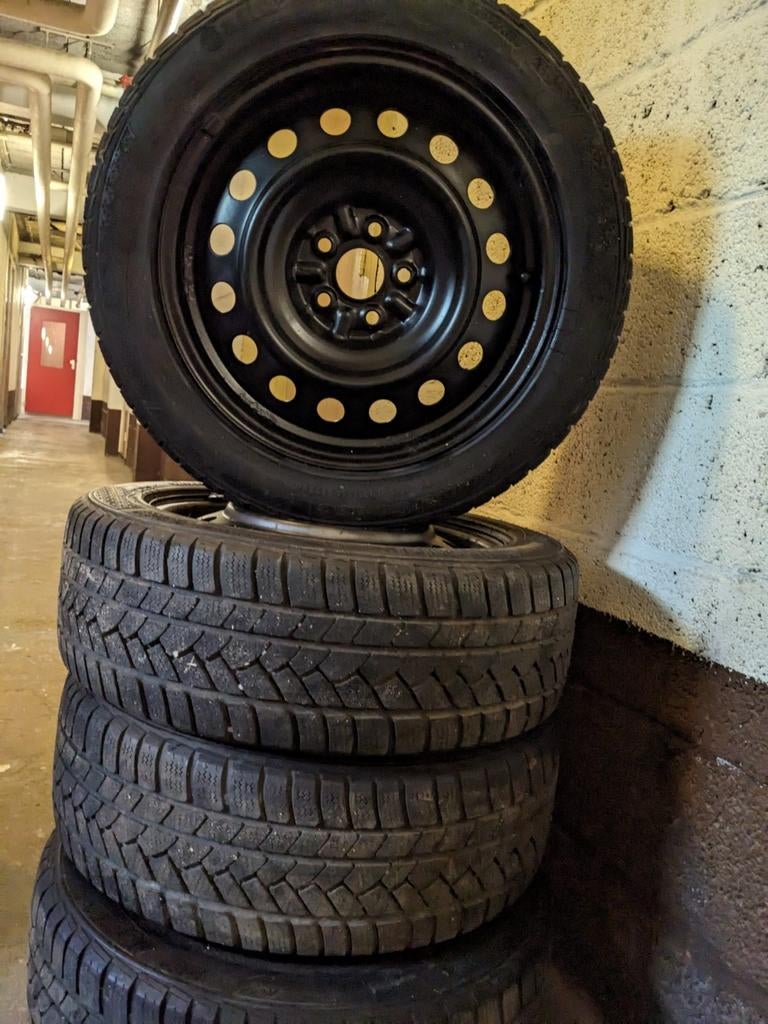 ⭐ Continental winter banden + gratis velgen 195/55/R16, Auto-onderdelen, Banden en Velgen, Gebruikt, 16 inch, Banden en Velgen