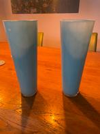 Blauwe vaas met glazen rand, Huis en Inrichting, Blauw, Ophalen of Verzenden, Minder dan 50 cm, Glas