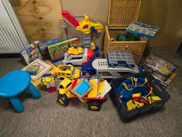 Lego duplo,  Little Tikes auto's en diverse ander speelgoed beschikbaar voor biedingen