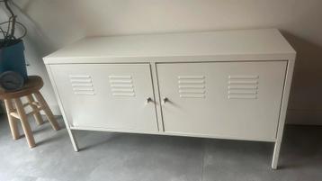 Witte locker kast tv meubel gratis