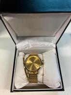 NIEUW! Di Lusso goudkleurige set horloge 2 armbanden €27,99, Sieraden, Tassen en Uiterlijk, Armbanden, Nieuw, Goud, Staal, Ophalen of Verzenden
