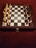 Houten schaakspel met wijnkist / kernerset, Hobby en Vrije tijd, Gezelschapsspellen | Bordspellen, Een of twee spelers, Ophalen of Verzenden