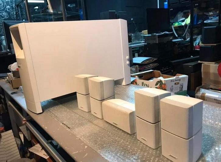 Bose Acoustimass 10 Serie IV in witte uitvoering., Audio, Tv en Foto, Home Cinema-sets, Zo goed als nieuw, Overige spelers, 5.1-systeem