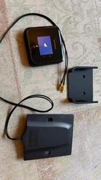 Netgear Nighthawk M5 mobiele router (MR5200), Computers en Software, Ophalen of Verzenden, Gebruikt, Router met modem, Netgear