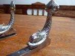 2 metalen houders voor een plankje, koi karper dolfijn, Ophalen of Verzenden