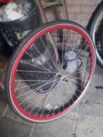 Fietswiel met rode rand 28 inch voor wiel., Ophalen of Verzenden, Gebruikt, Algemeen, Wiel