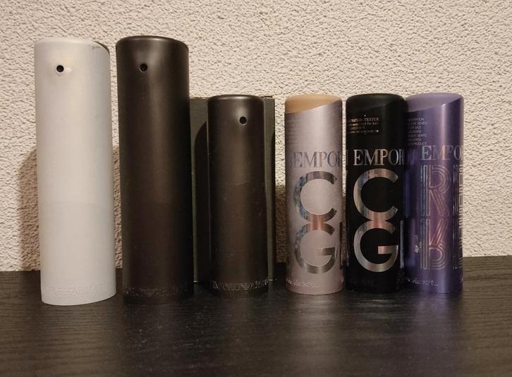 Verzameling lege parfumflessen Armani He/She, Verzamelen, Parfumverzamelingen, Gebruikt, Parfumfles, Ophalen of Verzenden
