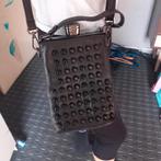 NIEUWE aparte hand schoudertas studs, Ophalen of Verzenden, Nieuw
