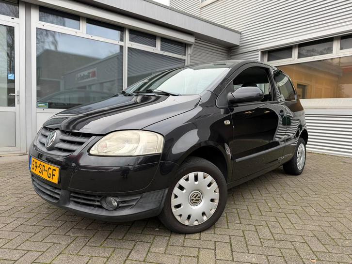 Volkswagen Fox 1.4 | Airco | Elk-Ramen | Mistlichten |, Auto's, Volkswagen, Bedrijf, Fox, ABS, Airbags, Airconditioning, Bluetooth
