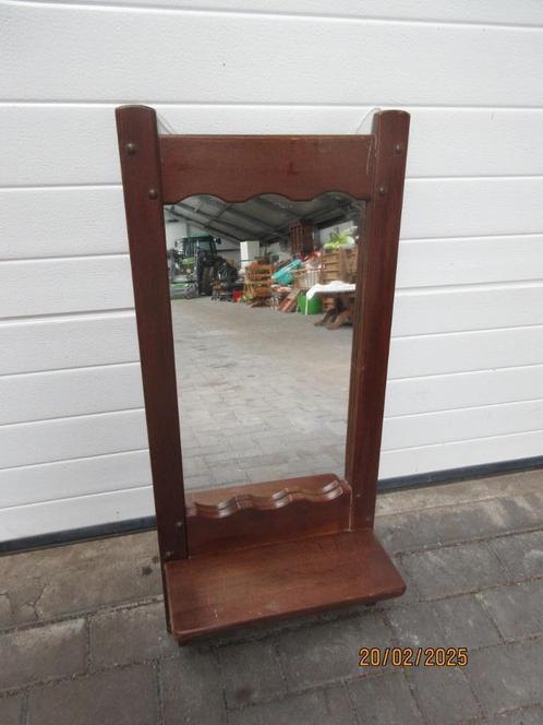 donkereiken halspiegel met plankje 88 cm. hoog, Huis en Inrichting, Woonaccessoires | Spiegels, Gebruikt, Minder dan 50 cm, Minder dan 100 cm
