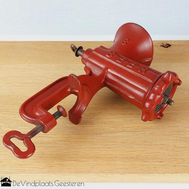 Bona Beer gietijzeren vleesmolen, Antiek en Kunst, Antiek | Keukenbenodigdheden, Ophalen of Verzenden