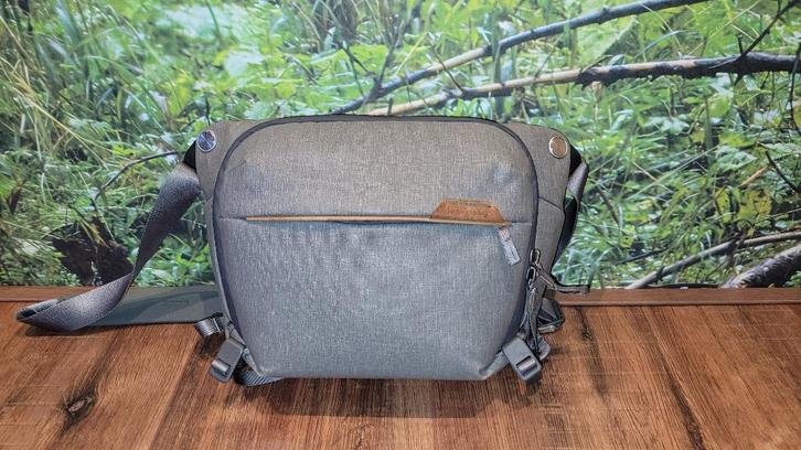 Peak Design Everyday sling 6L v2 ash / zilver cameratas, Audio, Tv en Foto, Fotografie | Fototassen, Zo goed als nieuw, Schoudertas
