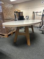 castelijn tafel, Huis en Inrichting, Tafels | Eettafels, Gebruikt, 200 cm of meer, Vijf personen of meer, Rechthoekig