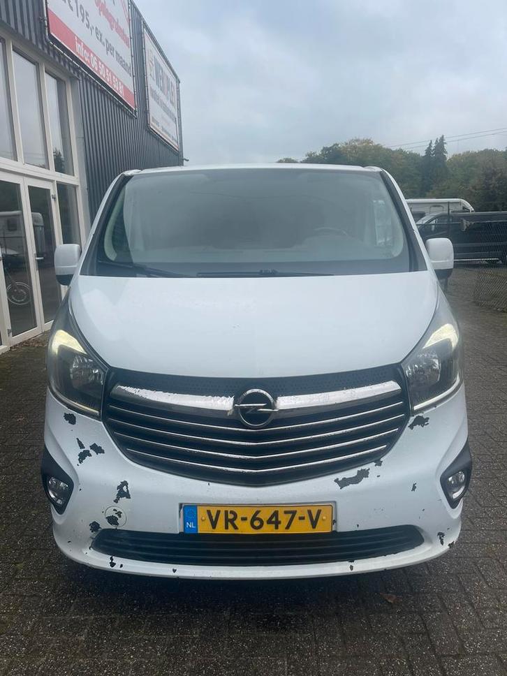 Opel Vivaro 1.6 D 88KW BV 2015 2-schuifdeur navi 3 persoen, Auto's, Bestelauto's, Bedrijf, ABS, Airbags, Airconditioning, Alarm