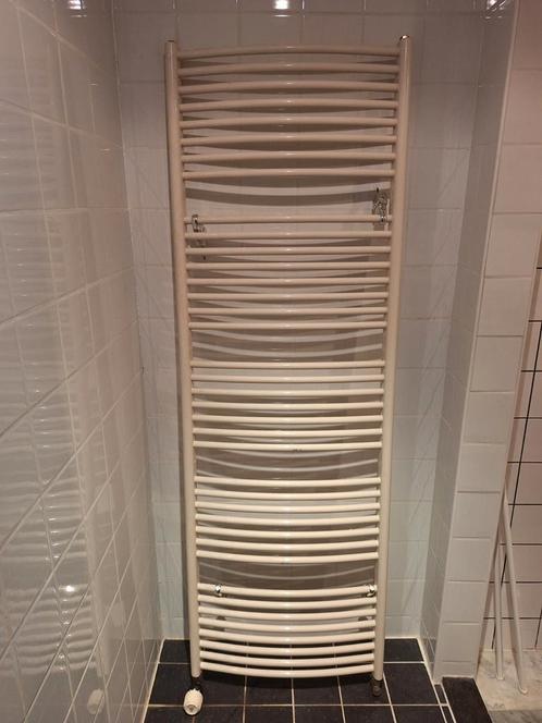 Design Badkamer Radiator. Als nieuw. 190 x 60 cm, Doe-het-zelf en Verbouw, Verwarming en Radiatoren, Zo goed als nieuw, Radiator