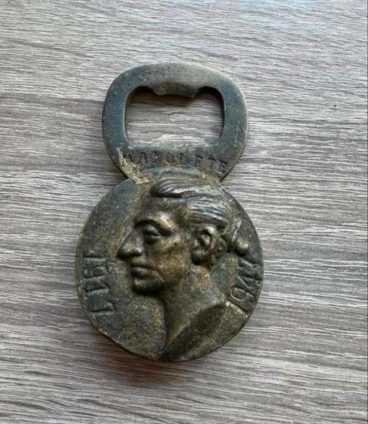 Flesopener “Manolete”, Verzamelen, Retro, Overige typen, Ophalen of Verzenden