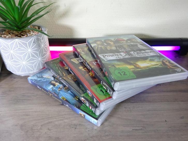 Pirates of the Caribbean 1-5 dvd set (Engels, Duits), Cd's en Dvd's, Dvd's | Avontuur, Zo goed als nieuw, Boxset, Vanaf 12 jaar